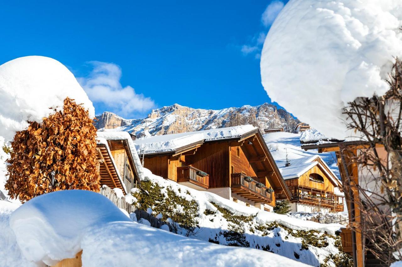 Ciasa Odlana Lägenhet San Cassiano  Exteriör bild